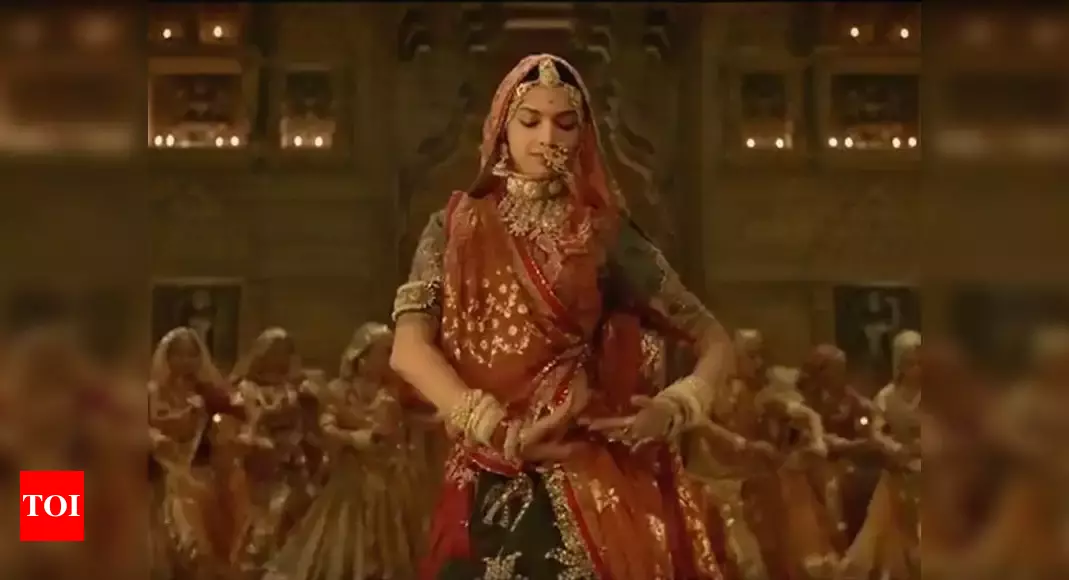 The Best Hindi Movie Songs 2018